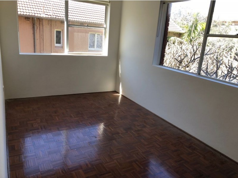 2/11 Lamrock Avenue, Bondi Beach NSW 2026