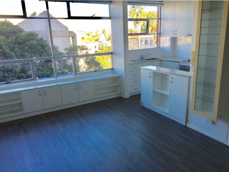 5/10 BARNCLEUTH SQUARE, Elizabeth Bay NSW 2011