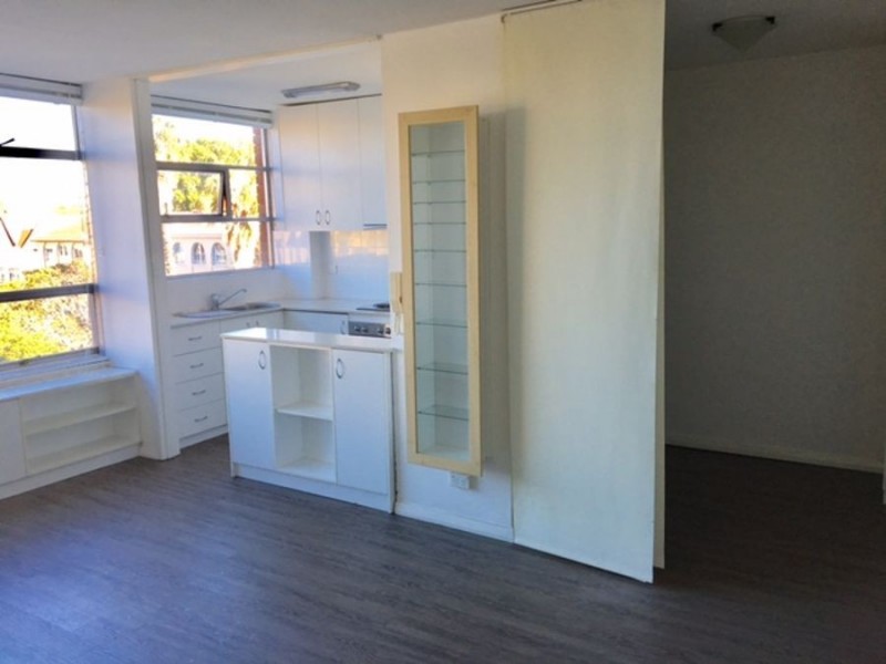 5/10 BARNCLEUTH SQUARE, Elizabeth Bay NSW 2011