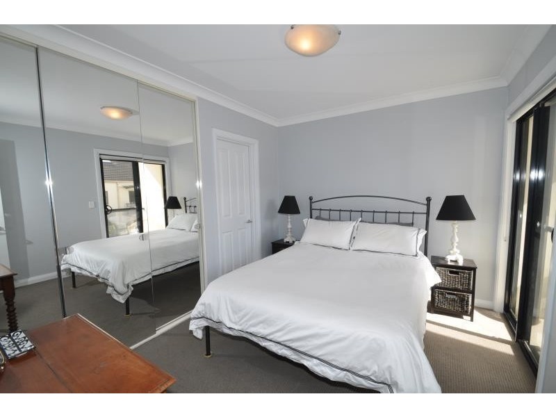 9/2 Taylors Drive, Lane Cove NSW 2066