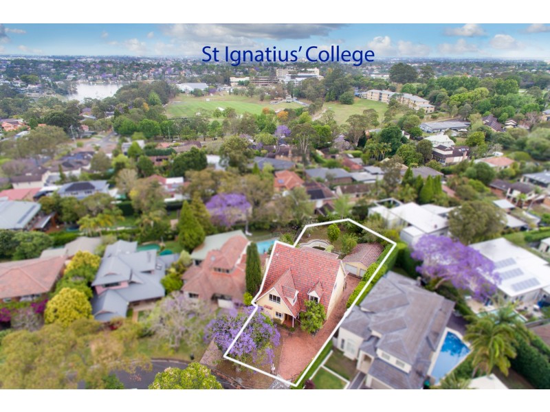 8 Mooramba Avenue, Riverview NSW 2066