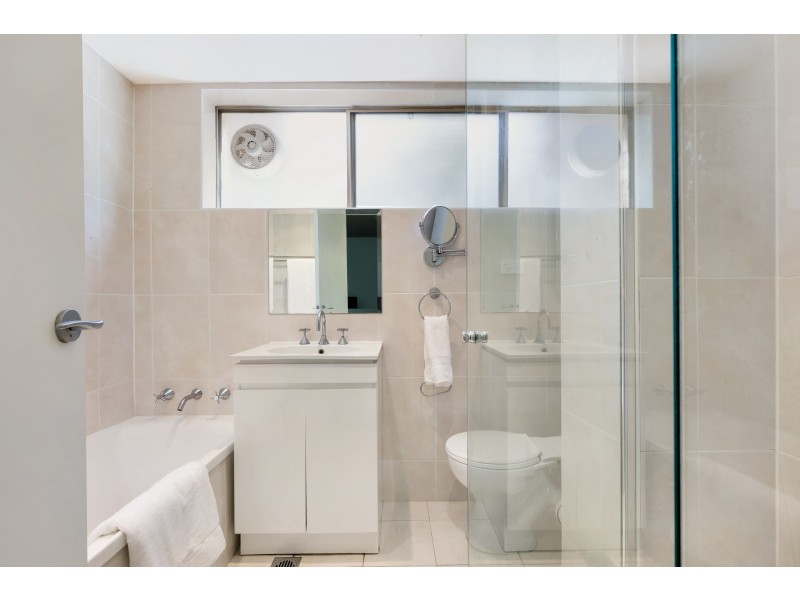 31/4-12 Huxtable Avenue, Lane Cove NSW 2066