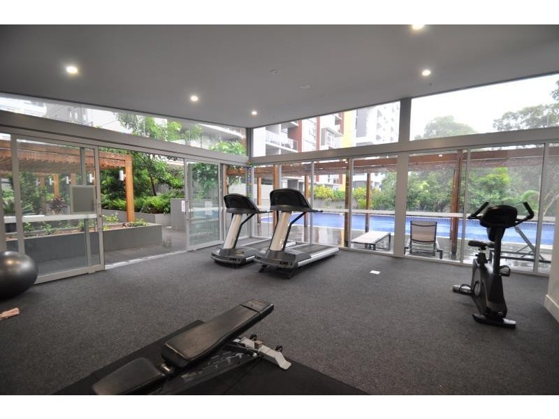 302/2 Saunders Close, Macquarie Park NSW 2113