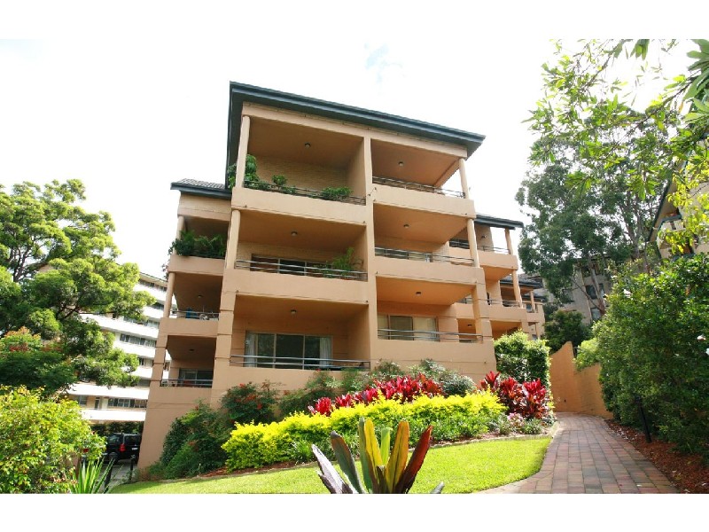 2/35 Parkes Road, Artarmon NSW 2064