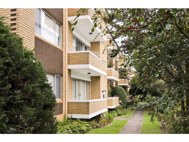 8/20 Hampden Road, Artarmon NSW 2064