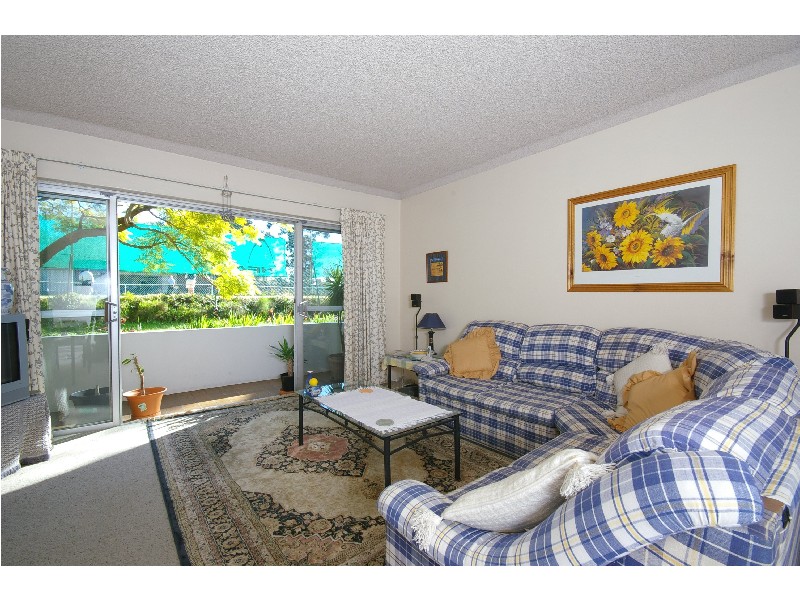 2/20 Hampden Road, Artarmon NSW 2064