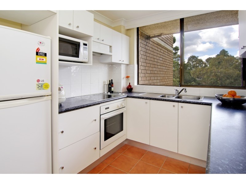 18/1  Jersey Road, Artarmon NSW 2064