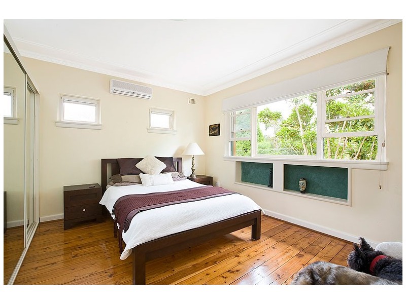 15 Crowther Avenue, Greenwich NSW 2065