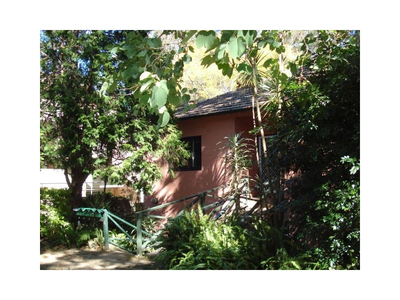 2/4 Crowthers Avenue, Greenwich NSW 2065