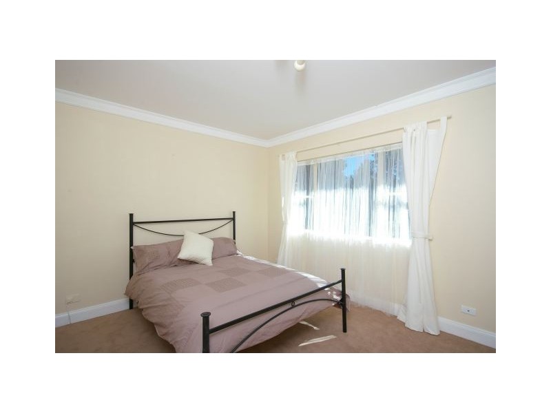 18B Brook Street, Crows Nest NSW 2065