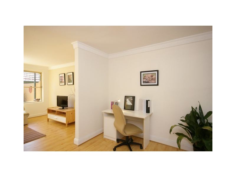 18B Brook Street, Crows Nest NSW 2065