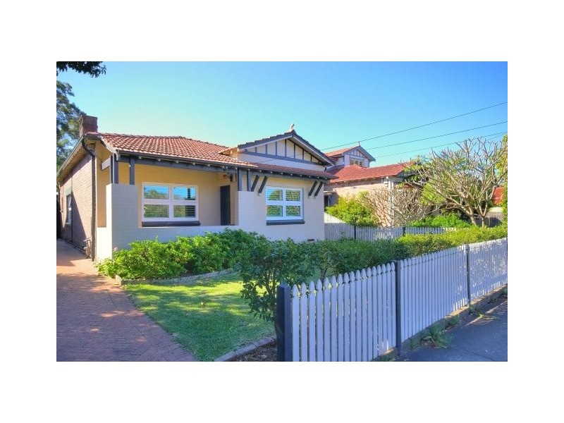 11 Stan Street, Willoughby NSW 2068