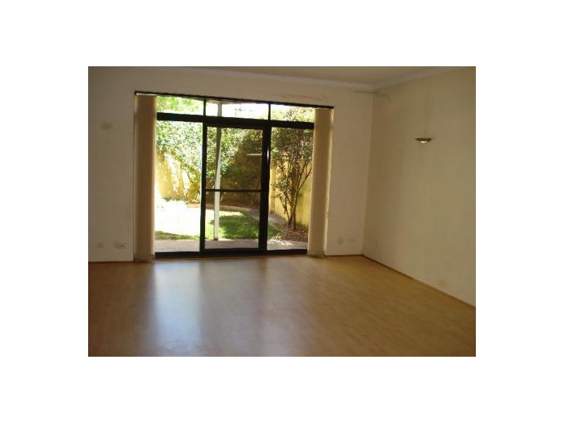 1/11B Huntington Street, Crows Nest NSW 2065