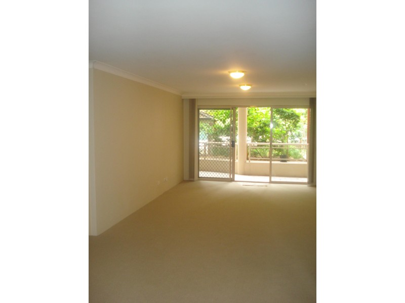 9/99  Hampden Road, Artarmon NSW 2064