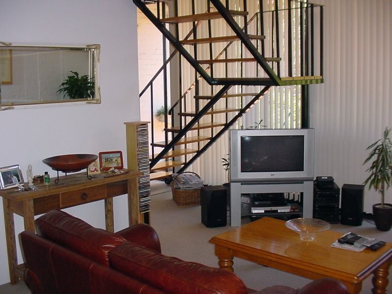 8/15 Hampden Road, Artarmon NSW 2064