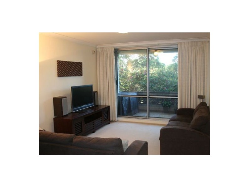 2/2  McMillan Road, Artarmon NSW 2064