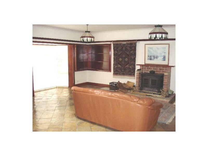 7 Newton Parade, Forestville NSW 2087