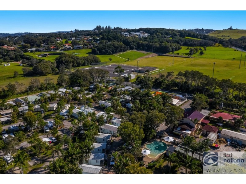 2/35  Skennars Head Road, Skennars Head NSW 2478