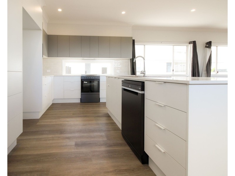 13 DIVERSITY AVENUE, Cumbalum NSW 2478