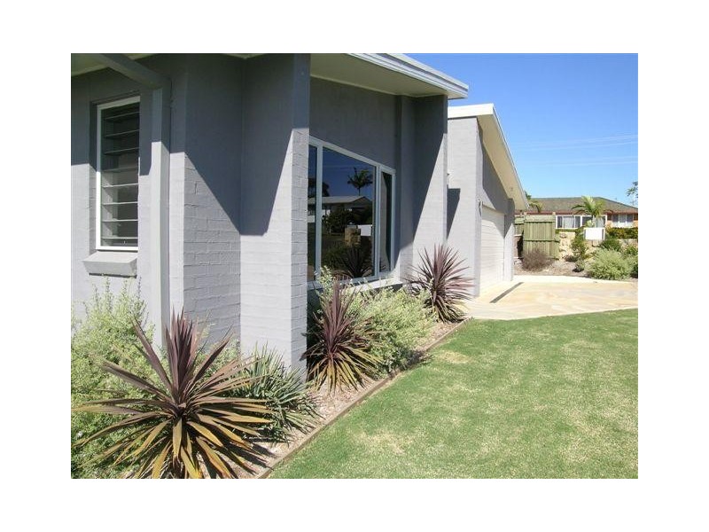 2 Dunlop Drive, Boambee East NSW 2452