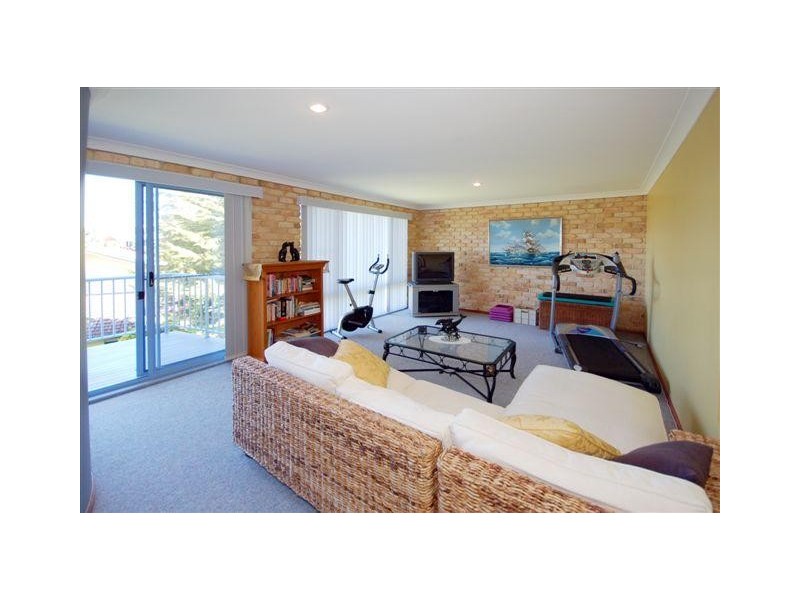 Korora Bay Drive, Korora NSW 2450