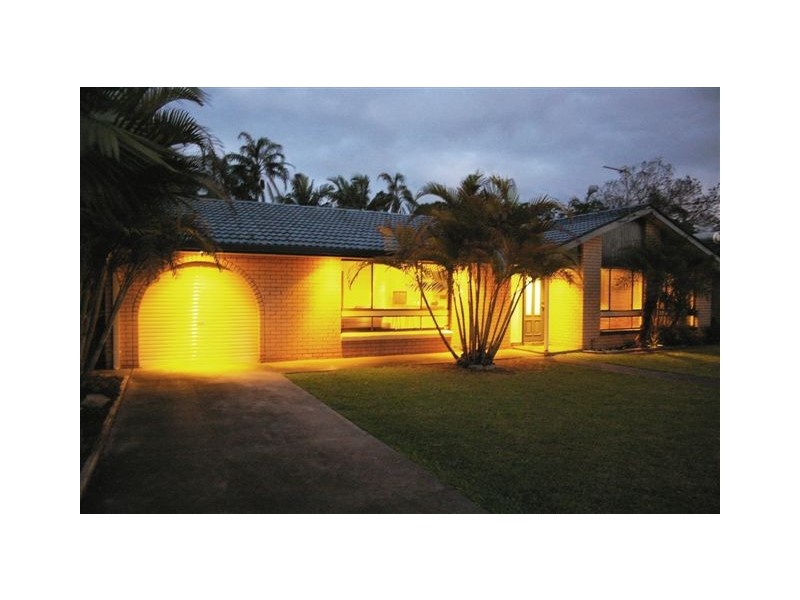 8 Dianne Close, Coffs Harbour NSW 2450