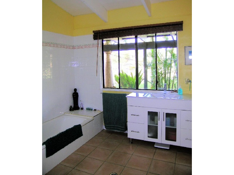 159 Nana Creek Road, Nana Glen NSW 2450