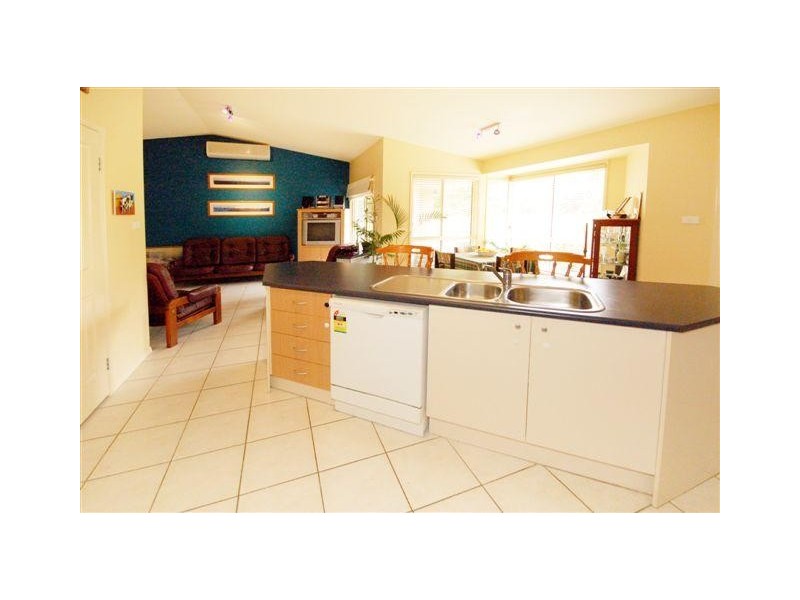 42 Watsonia Avenue, Coffs Harbour NSW 2450