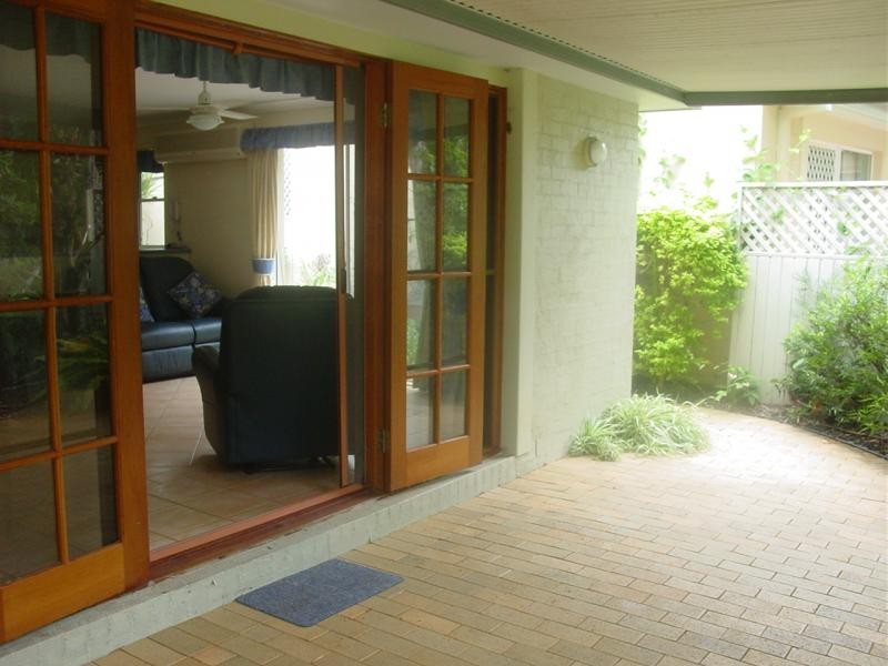 24 Beach Haven Court, Sapphire Beach NSW 2450