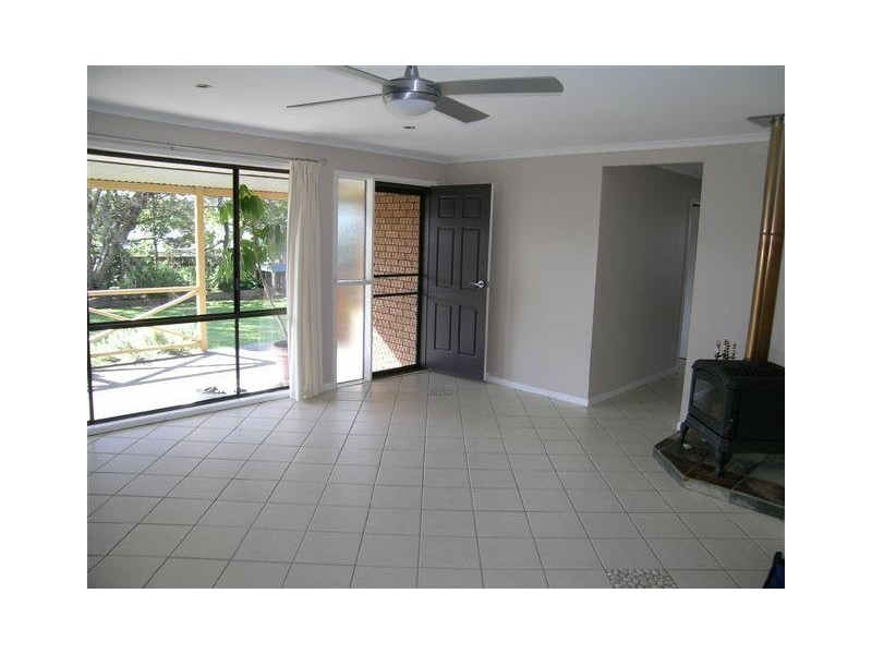 10 Lorne Street, Lowanna NSW 2450