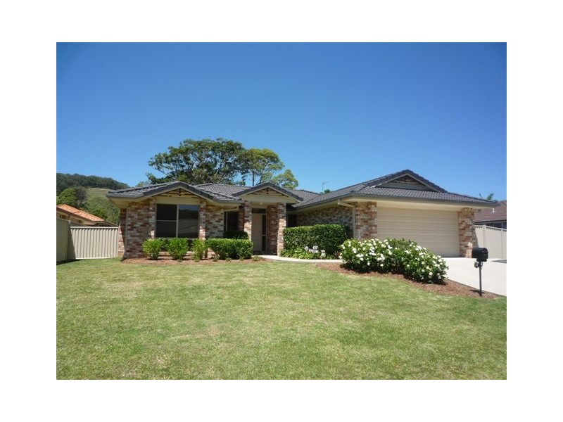 24 Adelines Way, Coffs Harbour NSW 2450