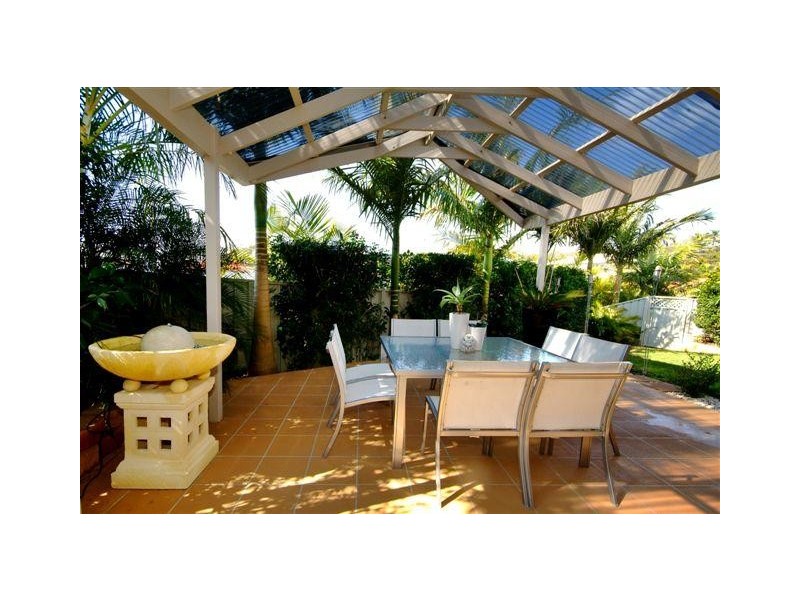 20 Bluewater Place, Sapphire Beach NSW 2450