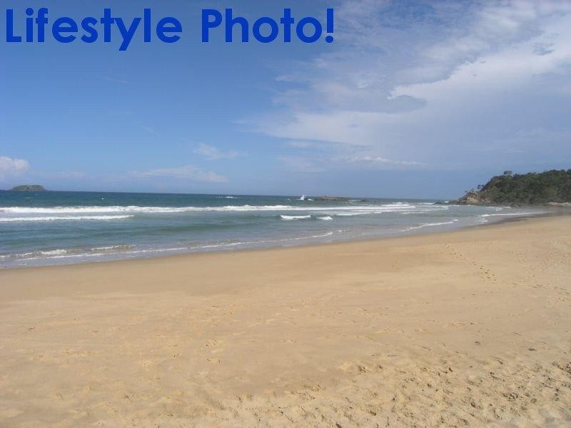 20 Bluewater Place, Sapphire Beach NSW 2450