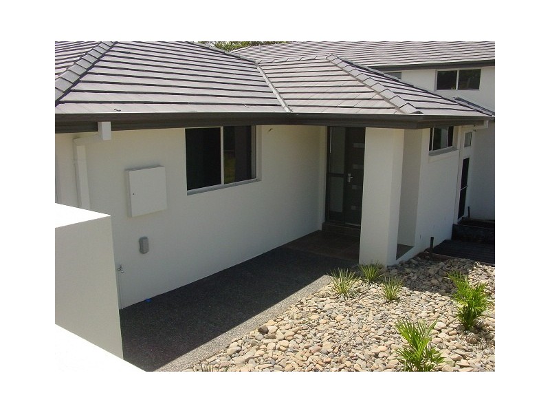 15B San Simeon Circuit, Sapphire Beach NSW 2450