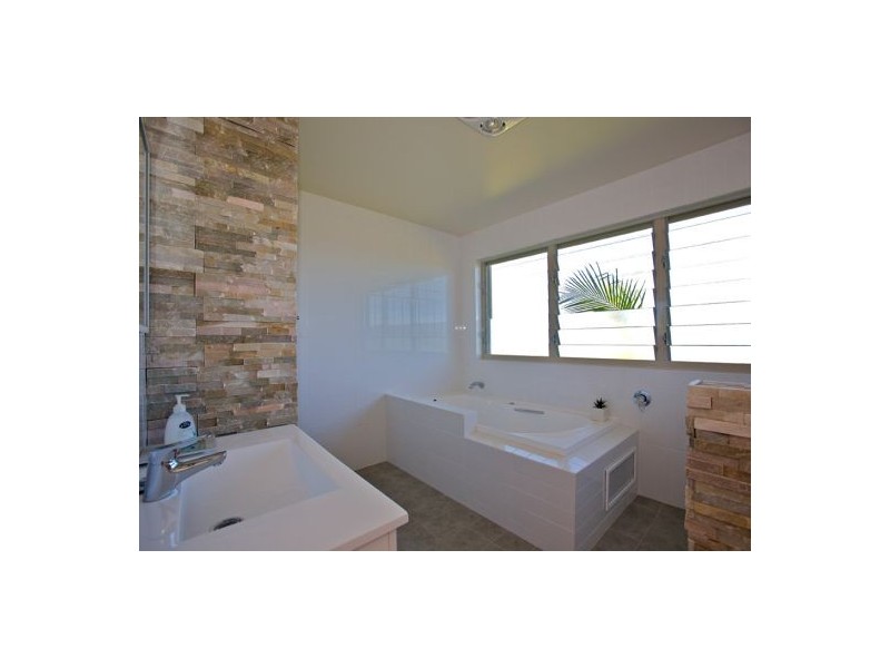 17 Macauley’s Headland Drive, Coffs Harbour NSW 2450