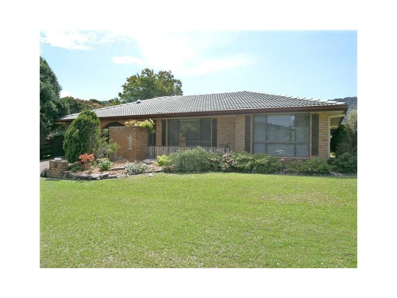 2 Finch Crescent, Coffs Harbour NSW 2450