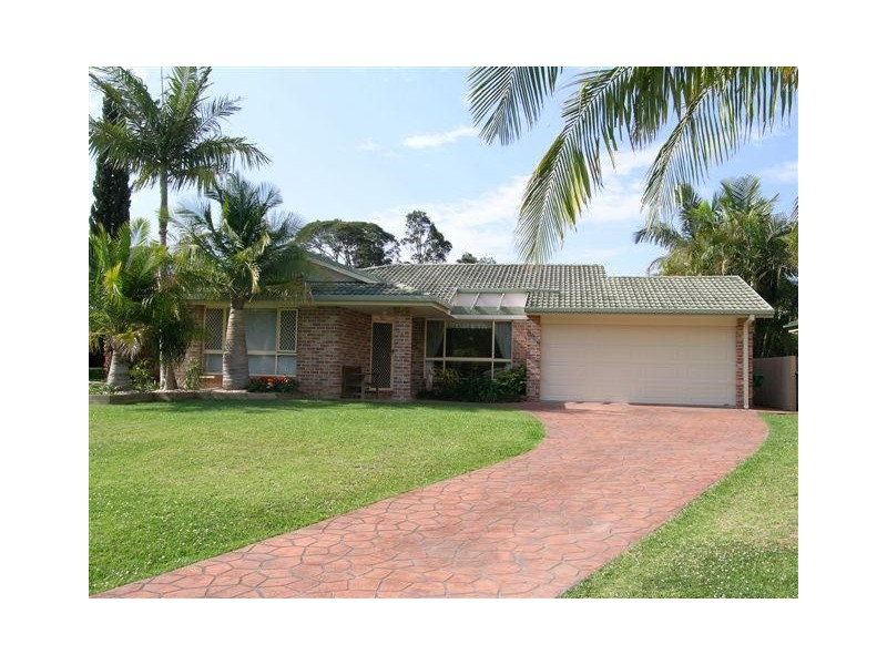 74 Loaders Lane, Coffs Harbour NSW 2450