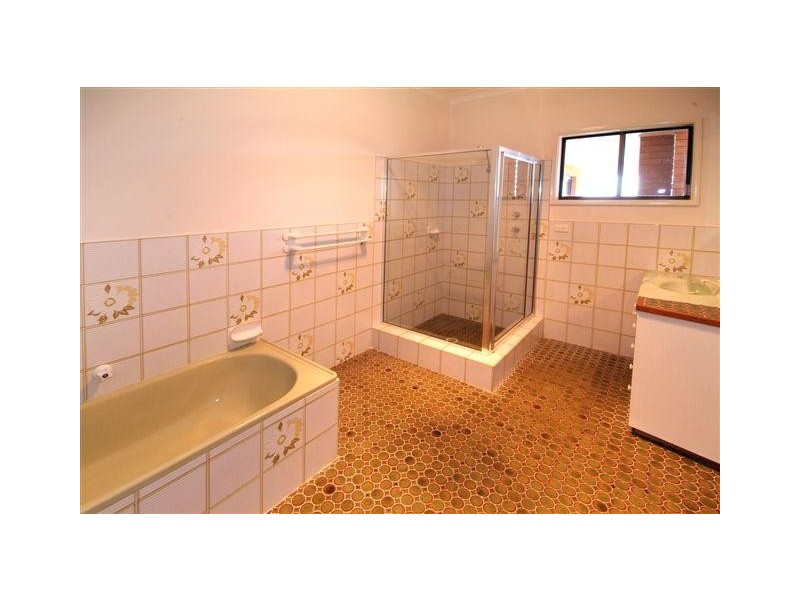 20 Ocean View Crescent, Emerald Beach, Coffs Harbour NSW 2450