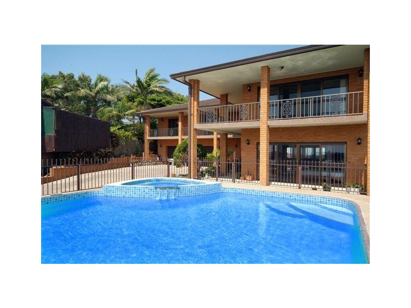 20 Ocean View Crescent, Emerald Beach, Coffs Harbour NSW 2450