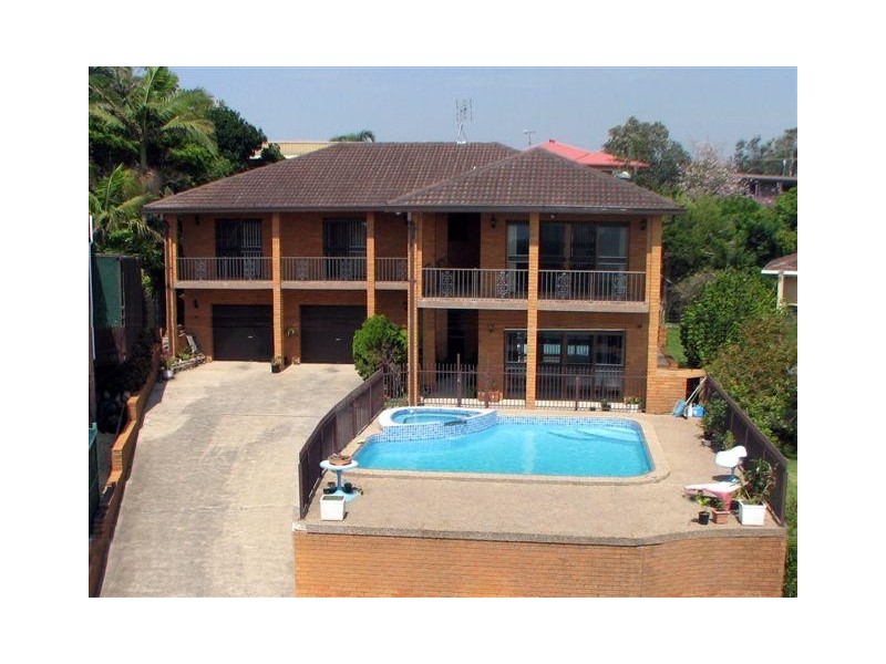 20 Ocean View Crescent, Emerald Beach, Coffs Harbour NSW 2450