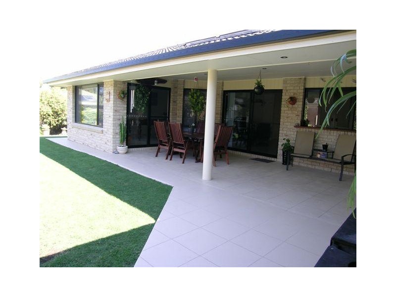 4 Cotswold Close, Coffs Harbour NSW 2450