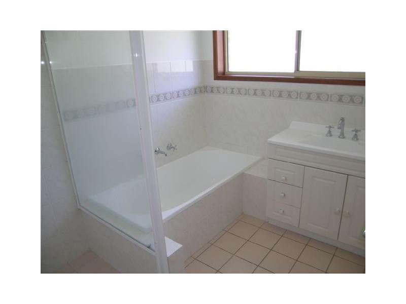 73 Loaders Lane, Coffs Harbour NSW 2450