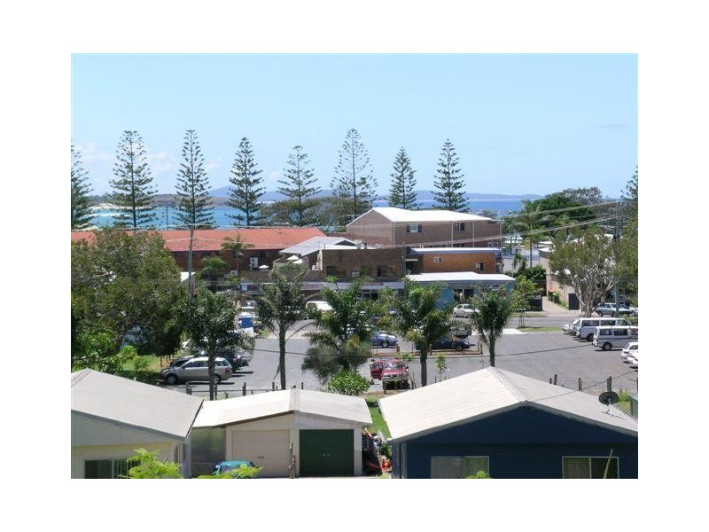20 Trafalgar Street, Woolgoolga, Coffs Harbour NSW 2450