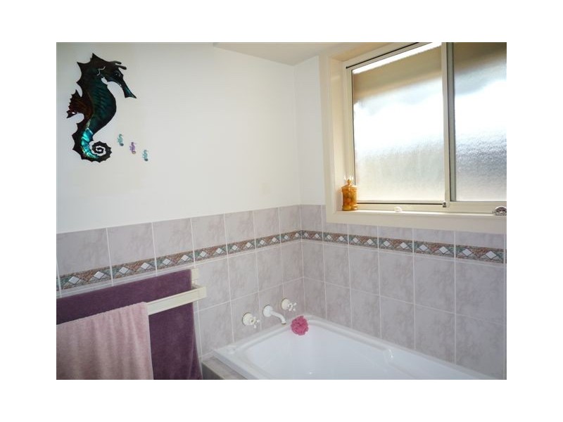 32 Soren Larsen Crescent, Boambee East NSW 2452