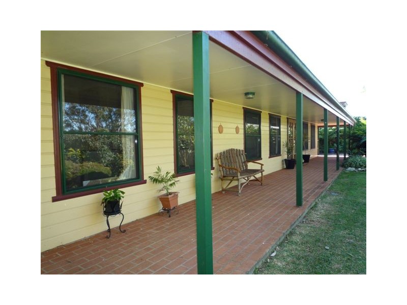 33  Hunter Close, Sapphire Beach NSW 2450
