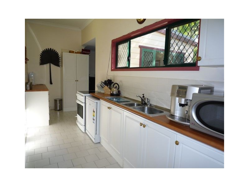 33  Hunter Close, Sapphire Beach NSW 2450