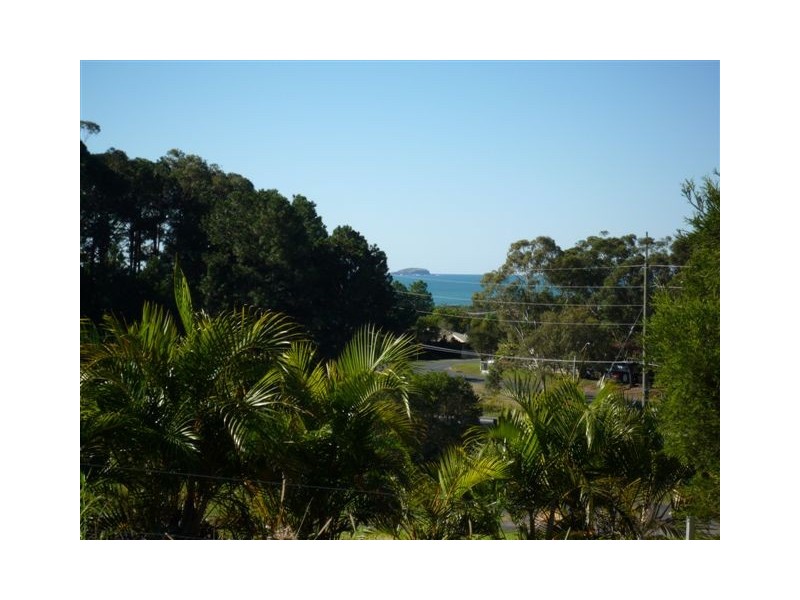 33  Hunter Close, Sapphire Beach NSW 2450
