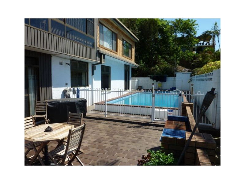 75 Manning Avenue, Coffs Harbour NSW 2450