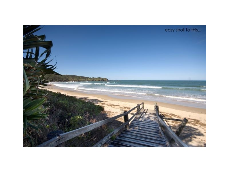 21 Sandon Close, Diggers Beach, Coffs Harbour NSW 2450