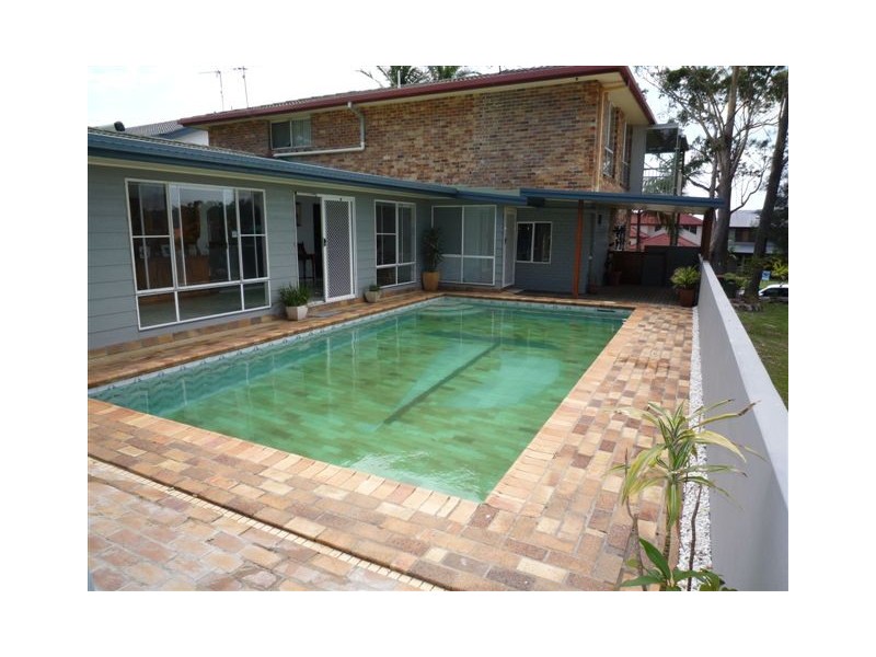 2/2 Moller Drive, Sawtell NSW 2452